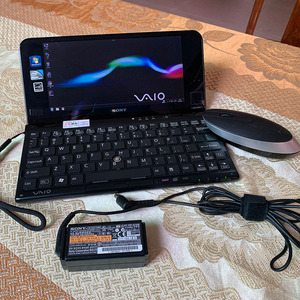 SONY/索尼VPCP119jc  8寸屏幕二代口袋本笔记本电脑z550 2g 512g