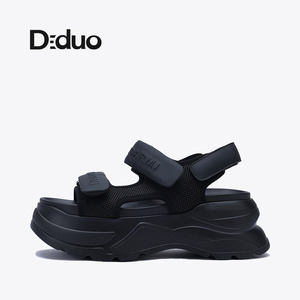Diduo/迪朵2024夏季新款黑色魔术贴凉鞋女户外防滑厚底增高沙滩鞋
