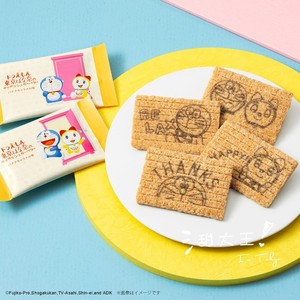 日本tokyo banana联名哆啦A梦限定黄油焦糖脆饼干 14枚盒装