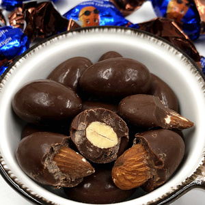 俄罗斯原装进口食品kdv巧克力夹心糖 杏仁黑巧克力 糖果 散装250g