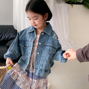 韩版女童做旧磨破上衣春秋季新款儿童宽松牛仔外套女宝宝短款夹克