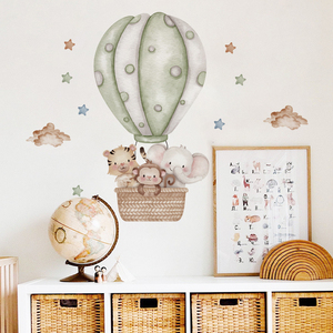 儿童房卧室幼儿园创意动物长颈鹿卡通水彩热气球自粘墙贴纸装饰