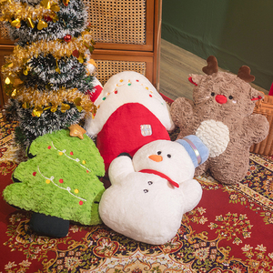 圣诞装饰布置老人麋鹿树饼干房子雪人抱枕沙发靠垫礼物吴夏帆同款