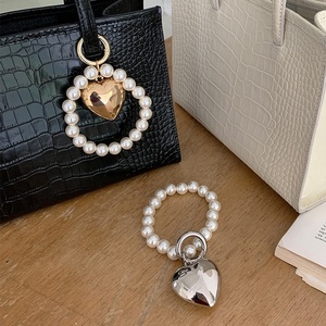 金子 Daltt韩国官网代购2023夏季新款珍珠色串珠爱心金属挂件配件