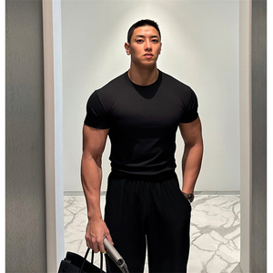 MRDONG韩国男装代购春夏薄款弹力修身纯色圆领健身打底衫短袖T恤