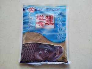 老K鱼饵 碰嘴鲤腥香型颗粒粉150g 鲤鱼草鱼基础饵料调制颗粒粉