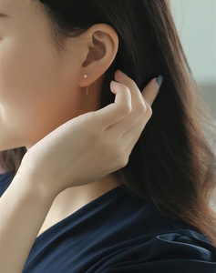 新款简约超迷你小巧珍珠女耳线纯银镀14k金长款百搭气质高级耳坠