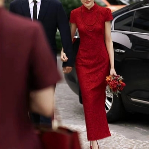 酒红色旗袍敬酒服2024新款新娘结婚小个子改良中式订婚礼服连衣裙