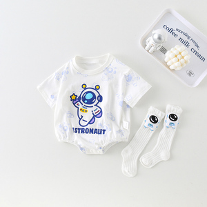 婴儿衣服夏季韩版短袖薄款三角哈衣小月龄宝宝夏装太空人外出爬服