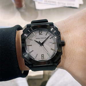 MINIFOCUS男式胶带表高档方形个性手表简约休闲高品质男表防水表