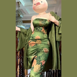 绝美旗袍改良年轻款少女新中式包臀性感绿色一字肩挂脖吊带连衣裙