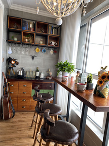阳台吧台桌椅组合家用茶水吧台柜水吧台美式铁艺实木咖啡吊柜杯架