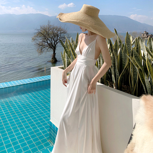 白色沙滩裙气质吊带高开叉深v连衣裙女神范性感露背长裙海边度假