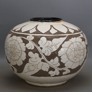 宋代磁州窑手工雕刻牡丹纹罐子仿出土老货古瓷器 古玩古董收藏品