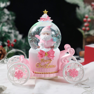 2023新款创意粉色圣诞马车水晶球音乐盒雪橇装饰八音盒圣诞节礼物