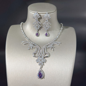 轻奢复古紫色锆石水晶耳环项链套装锁骨链耳钉晚宴礼服首饰套装女