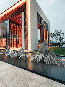 大型不锈钢抽象镂空假山雕塑售楼处水景管状切片山形景观小品定制