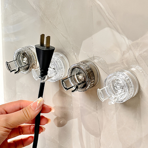 吸盘电源插头挂钩免打孔充电线收纳神器厨房卫生间墙壁插座固定器