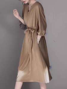 YENR 基础 合身 舒适 简约高级感纯色V领气质系带收腰春季连衣裙