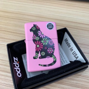 zippo打火机美国原装正品 彩印粉色哑漆 猫咪蛊惑猫芝宝正版21026