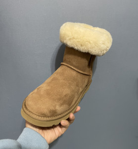 羊皮毛一体中筒雪地靴女加厚冬保暖平底防滑显瘦短靴真皮棉鞋5825