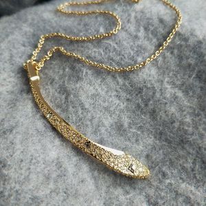 A品牌金色金属镶钻抽象 圆弧线细长条吊坠长项链毛衣链欧美女