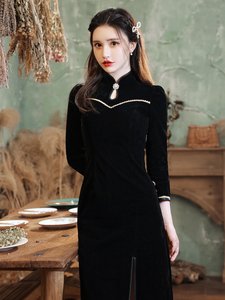 黑色旗袍年轻款少女老上海复古丝绒长袖改良版连衣裙中长款春秋季