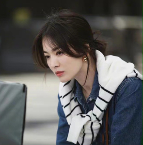 宋慧乔同款韩版针织披肩外搭女百搭网红护颈条纹空调房搭肩假领子