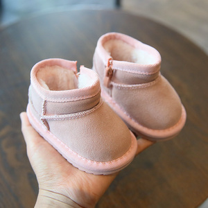 女宝宝雪地靴0-1-2岁秋冬鞋子婴儿加绒加厚棉靴3男童靴软底学步鞋