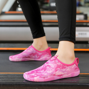 赤足袜子鞋运动跑步机综合训练鞋室内健身鞋居家静音瑜伽跳操鞋女