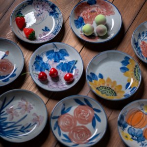 景德镇手工复古家用创意陶瓷手绘日式米饭碗和风釉下彩圆形小盘子