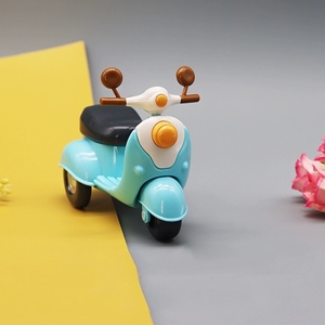 儿童微缩迷你摩托车卡通三轮车娃娃屋场景摆件模型仿真过家家玩具