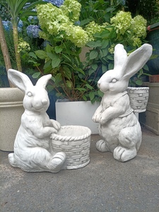 兔子背篓摆件外贸出口尾单大号动物卡通可爱花盆别墅花园阳台装饰