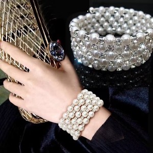 韩版时尚多层珍珠镶钻缠绕螺旋手链宽手镯女弹力宽手环