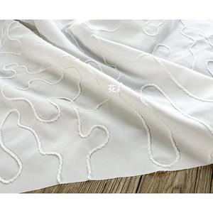 白色艺术线条棉麻提花布料文艺时尚衬衣连衣裙外套服装设计师面料