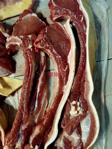 土猪肉藏香猪肉放养二代野山猪一年以上跑山猪皮厚爽脆肉香现杀