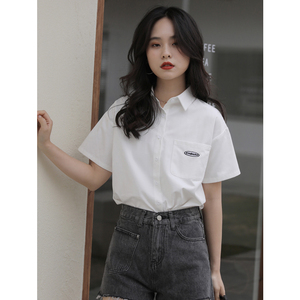 小个子宽松学院风休闲上衣女装2024新款夏季韩版口袋净色短袖衬衫