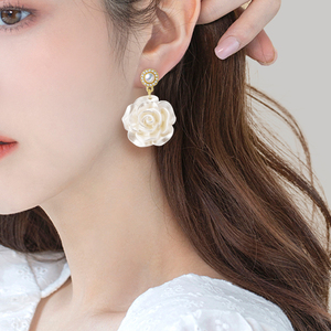 珍珠花朵耳环浪漫法式复古高贵优雅气质耳饰明星同款夸张玫瑰耳坠