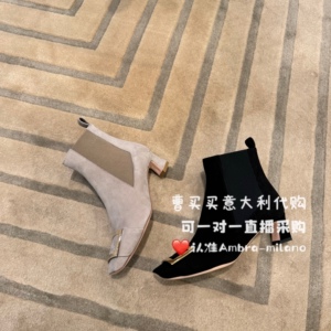 曹买买代购Roger vivier/RV 23女士经典方扣马蹄跟麂皮短靴踝靴