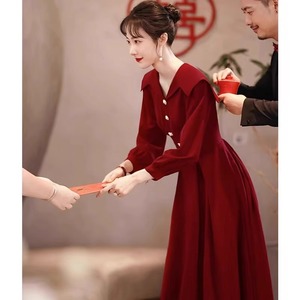 敬酒服新娘平时可穿婚后回门便装红色礼服秋冬大码法式订婚连衣裙