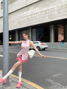 粉色条纹polo领无袖衬衫上衣女夏季韩版系带收腰修身露肩别致衬衣
