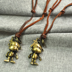 新款复古牛皮绳可爱小猴子挂件手工毛衣链长款装饰项链旅游纪念品