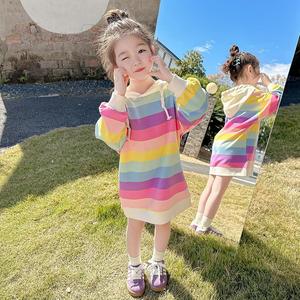 巴拉巴拉女童卫衣裙2024夏装新款女宝宝韩版洋气中长款彩虹条纹儿