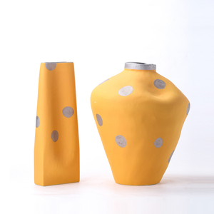 现代简约样板间儿童房别墅软装饰品北欧风格黄色波点花瓶创意摆件