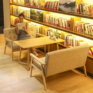 奶茶店图书室桌椅简约卡座办公洽谈餐厅休闲实木茶几咖啡厅皮沙发