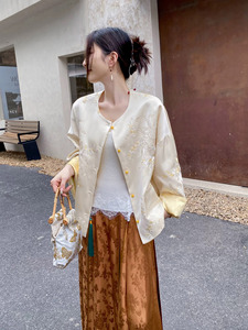中式国风时尚减龄外套两穿女早春醋酸提花刺绣宽松年轻款圆领上衣