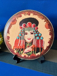 内蒙古特色工艺品圆形摆台皮画桌面摆件蒙古包民族元素装饰礼品画
