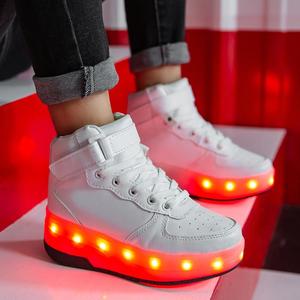 跨境暴走鞋厂家充电发光鞋 LED灯儿童成人轮滑鞋带轮子滑轮鞋