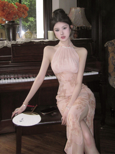 新中式国风网纱改良旗袍性感风情万种气质粉色挂脖连衣裙子女夏季