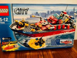 Lego乐高消防船 淘宝拼多多热销lego乐高消防船货源拿货 阿里巴巴货源